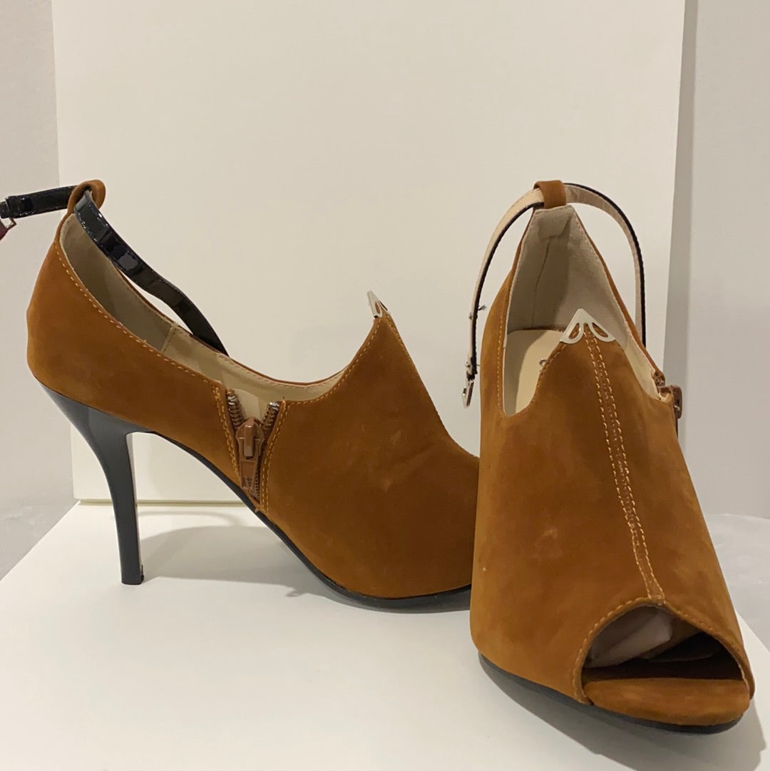Blossom Footwear - Brown Suede Heels Size 39