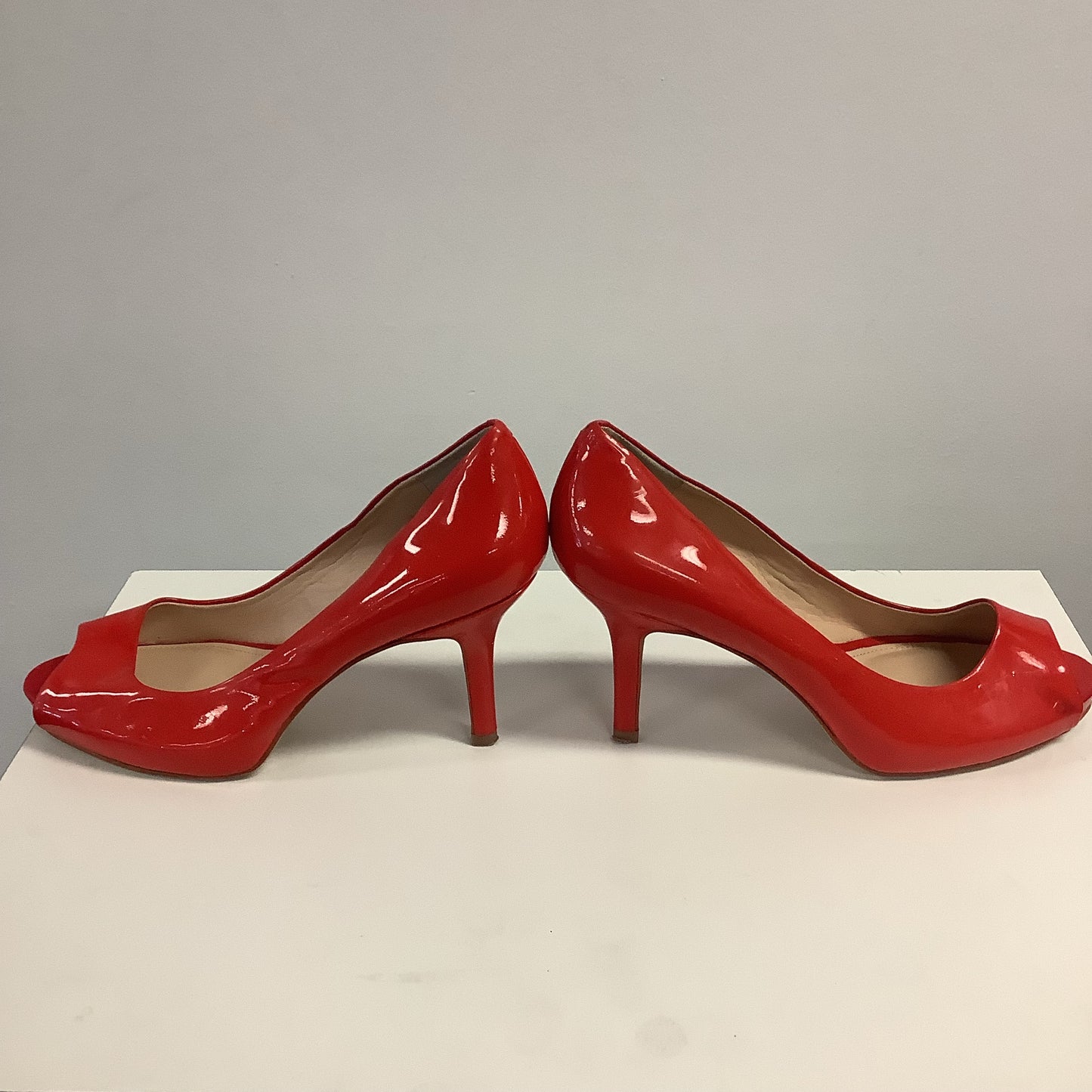 Vince Camuto Red Heels Size 9M/39