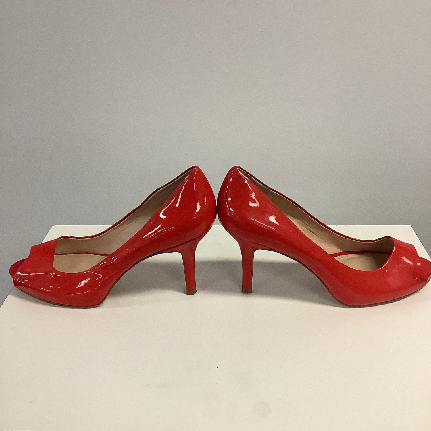 Vince camuto sale red heels